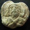 André – Sceau byzantin en plomb (Ø 19 mm, 5,07 g). VIIᵉ siècle.