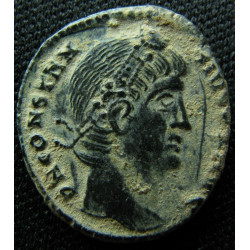 Constans II - Æ 4 frappé à Nicomédie - Gloria exercitvs - RRR !