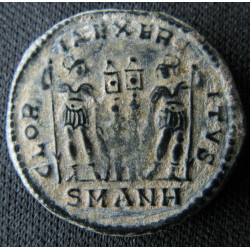 Constance II – AE3 GLORIA EXERCITVS – Antioche –  RIC 88