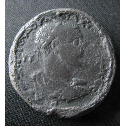Maximin le Thrace – Moulage en soufre d’un grand bronze provincial de Tarse – Héraclès et Télèphe nourrisson – RPC VI, 710