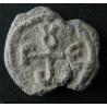 Georges, protonotaire. Sceau byzantin en plomb (Ø 20/21 mm, 7,04 g). VIᵉ–VIIᵉ siècle.