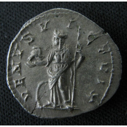 Julia Mamée – Denier frappé à Rome – VENVS VICTRIX – RIC 358