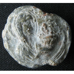 Paul, éparque. Sceau byzantin en plomb (Ø 20 mm, 6,26 g). VIᵉ–VIIᵉ siècle.