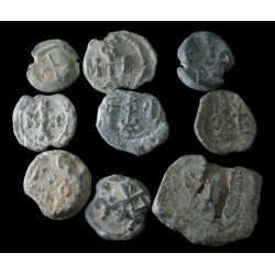 Lot de 9 sceaux byzantins en plomb à décrypter. Vᵉ–VIIᵉ siècle