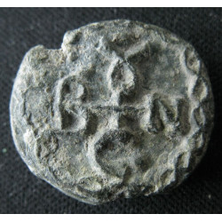 Bonosos. Sceau byzantin en plomb (Ø 20 mm, 8,32 g). VIᵉ–VIIᵉ siècle.