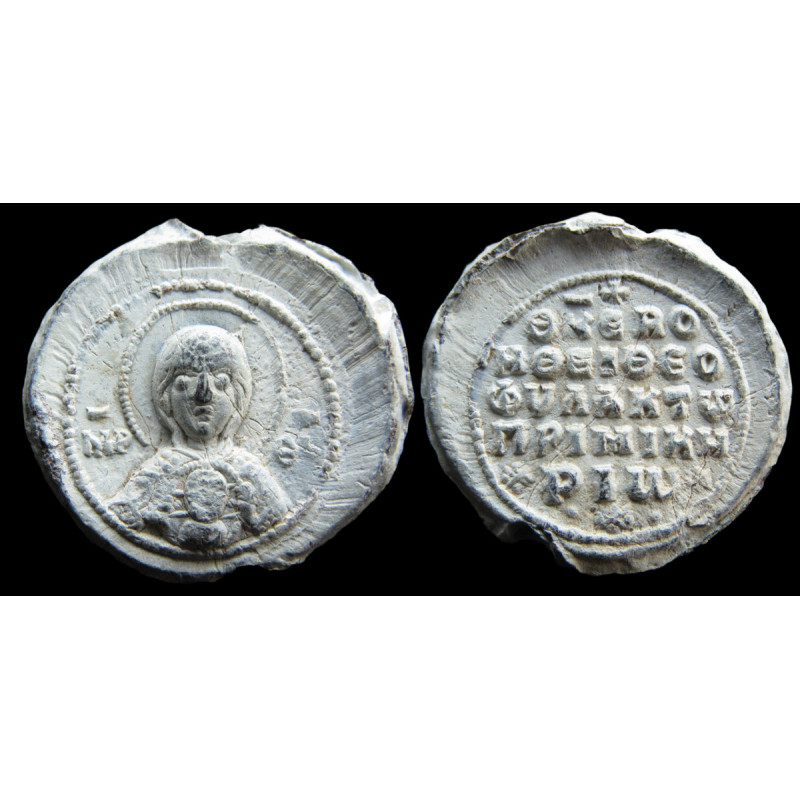 Théophylacte, primicier. Sceau byzantin en plomb (Ø 20 mm, 6,51 g). Xᵉ–XIᵉ siècle.