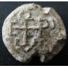 Sergios, fils de Galatios. Sceau byzantin en plomb (Ø 20 × 22 mm, 8,35 g). VIᵉ–VIIᵉ siècle.