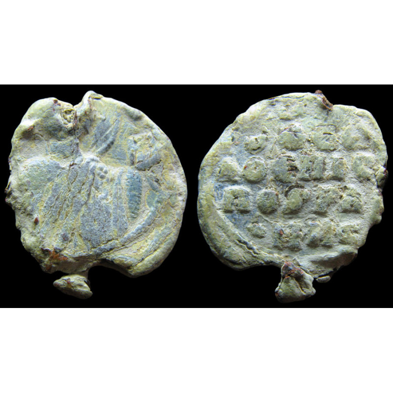 Théodore, évêque et recteur (?). Sceau byzantin en plomb (Ø 18 × 21 mm, 4,77 g). XIe siècle.