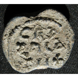 Sergios, stratelate. Sceau byzantin en plomb (Ø 21 mm, 8,51 g). VIᵉ–VIIᵉ siècle.