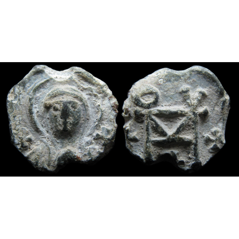 Pierre, métropolite. Sceau byzantin en plomb (Ø 16 mm, 4,74 g). VIᵉ–VIIᵉ siècle.