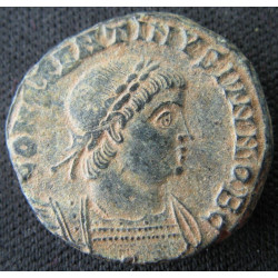 Constantin II – Æ3 frappé à Antioche – GLORIA EXERCITVS – RIC VII, 87