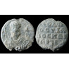 Théodore, ostiaire et chartulaire (?). Sceau byzantin en plomb (Ø 18,76 mm, 5,69 g). XIᵉ siècle.