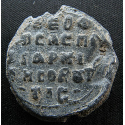 Théophile Bourtzès, protospathaire et archégète. Sceau byzantin en plomb (Ø 28,2 mm, 17,94 g).  XIᵉ siècle