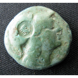 Antigone II Gonatas – Bronze – Pan érigeant un trophée – Cf. SNG Alpha Bank 1017 var.