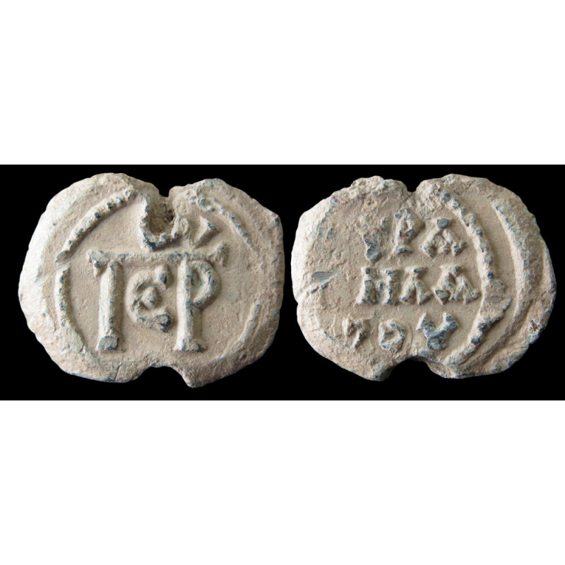 Pierre, stratélatès. Sceau byzantin en plomb (Ø 25 mm, 11,45 g). VIᵉ/VIIᵉ siècle.