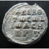 Jean, asèkrètis. Sceau byzantin en plomb (Ø 19,4 mm, 6,02 g). Xᵉ/XIᵉ siècle.