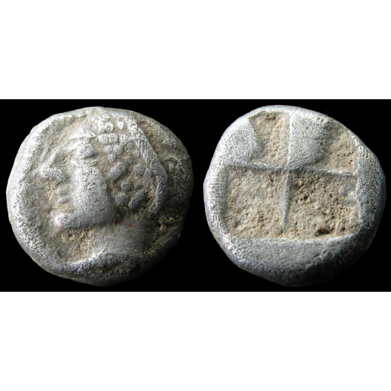 Ionie, Phocée – Diobole AR – Tête de nymphe au sakkos / Carré creux – Klein 452