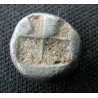 Ionie, Phocée – Diobole AR – Tête de nymphe au sakkos / Carré creux – Klein 452
