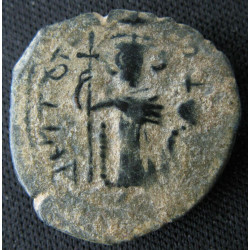 Califat Rashidun – Fals arabo-byzantin imitant Constans II debout – Grand M – (647–658)