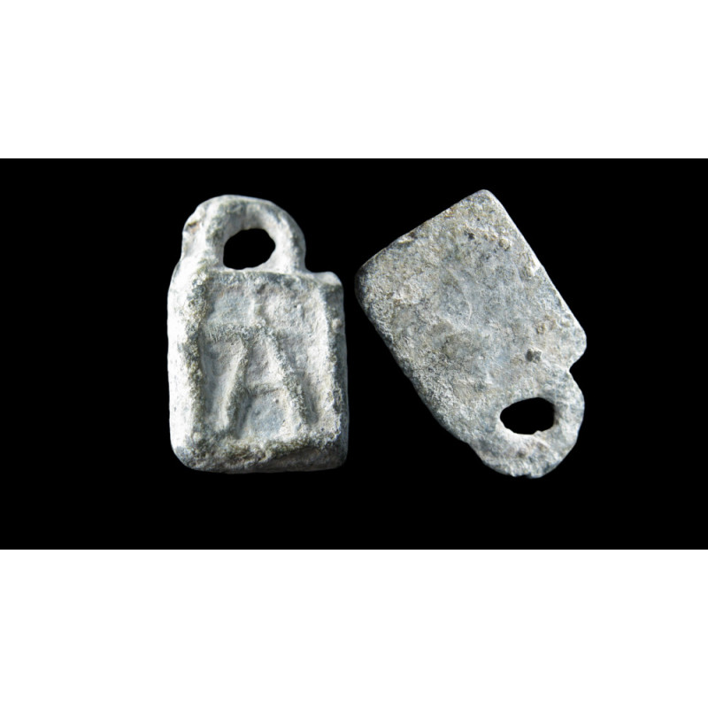 Levant – Poids monétaire de 1 drachme – IIᵉ s. av. J.-C. – IIᵉ s. ap. J.-C. – Α dans un cadre linéaire – Plomb