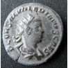 Salonin César – Antoninien frappé à Antioche – DII NVTRITORES – RIC 35