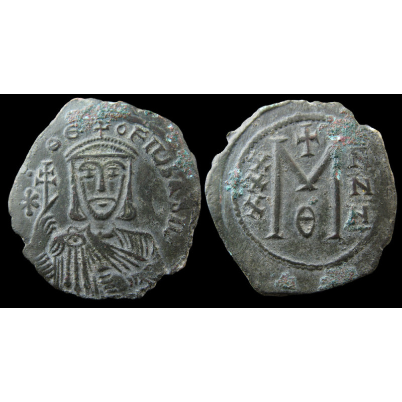 Théophile – Follis frappé à Constantinople – Grand M entre XXX et NNN – Sear 1666