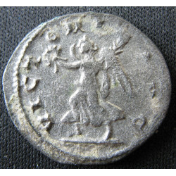 Trébonien Galle – Antoninien d'Antioche – VICTORIA AVG – RIC IV 93