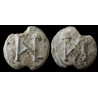Anastase, chartulaire. Sceau byzantin en plomb (Ø 20 mm, 6,3 g). VIᵉ siècle.