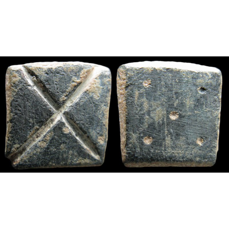 Poids monétaire de 12 kératia (½ nomisma), carré à étoile et cinq poinçons en quinconce (IVe-VIIe siècle ?)