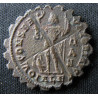 Poids monétaire de 1 nomisma (solidus), fabriqué sur un nummus de Constantin I, Alexandrie (Ve-VIe siècle)
