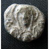 Jean. Sceau byzantin en plomb (Ø 15 mm, 3,18 g). VIᵉ–VIIᵉ siècle.