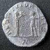 Aurélien – Aurélianus frappé à Antioche – RESTITVT ORBIS – Émission 4 – RIC MOM 3144