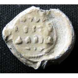 David, vest(…). Sceau byzantin en plomb (Ø 15,9 mm, 3,56 g). XIᵉ–XIIᵉ siècle.