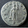 Claude II le Gothique - Antoninien frappé à Antioche - IVNO REGINA / Junon au paon - 2e officine - RIC 212 var.