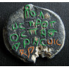 N. Protospathaire. (sceau « en miroir »). Sceau byzantin en plomb (Ø 23 mm, 12,58 g). Xᵉ-XIIᵉ siècle.