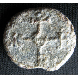 Théodore, dronggaire du ploimon impérial. Sceau byzantin en plomb (Ø 20,3 mm, 9,7 g). IXᵉ siècle.