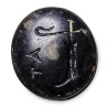 Intaille républicaine en agate noire – Gouvernail et lettres TA – Symboles protecteurs – Ier siècle av. J.-C.