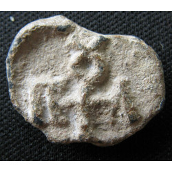 Paul, sceau au type de la Vierge trônant. Sceau byzantin en plomb (Ø 17 mm, 3,54 g). VIᵉ siècle.