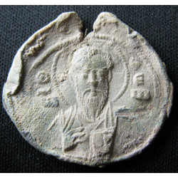 Jean, issu des Masotès. Sceau byzantin en plomb (Ø 26,8 mm, 3,62 g). XIᵉ-XIIᵉ siècle.