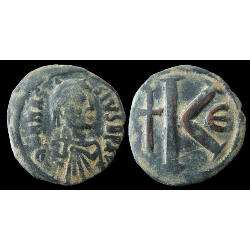 Anastase Ier – Demi-follis de grand module frappé à Constantinople – Sear 25